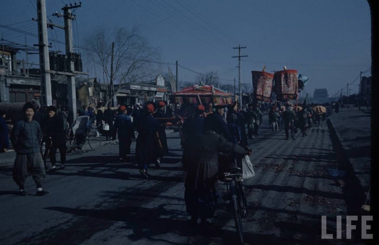 Ngam Bac Kinh nam 1948 qua chum anh mau cuc hiem-Hinh-6